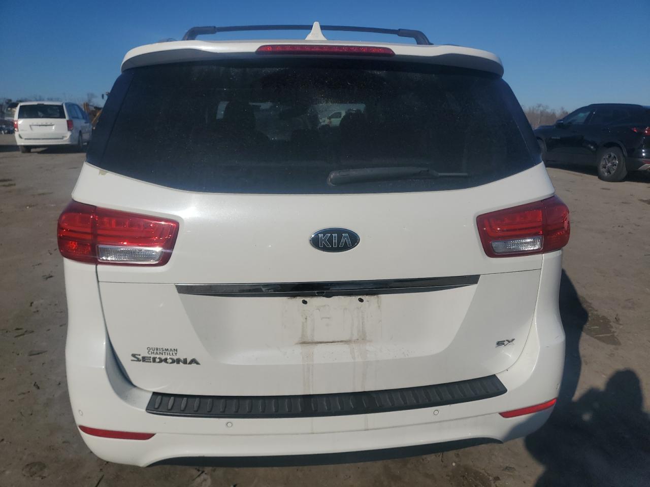 2016 KIA Sedona VIN KNDMC5C1XG6108563 Copart auction photo, top/roof / minor dent/scratches damage thumbnail 6