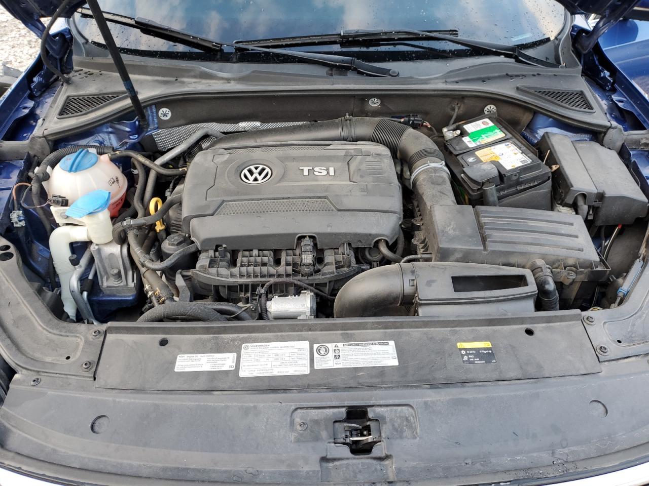 2017 Volkswagen Passat VIN 1VWDT7A3XHC052723 Copart auction photo, side / minor dent/scratches damage thumbnail 11