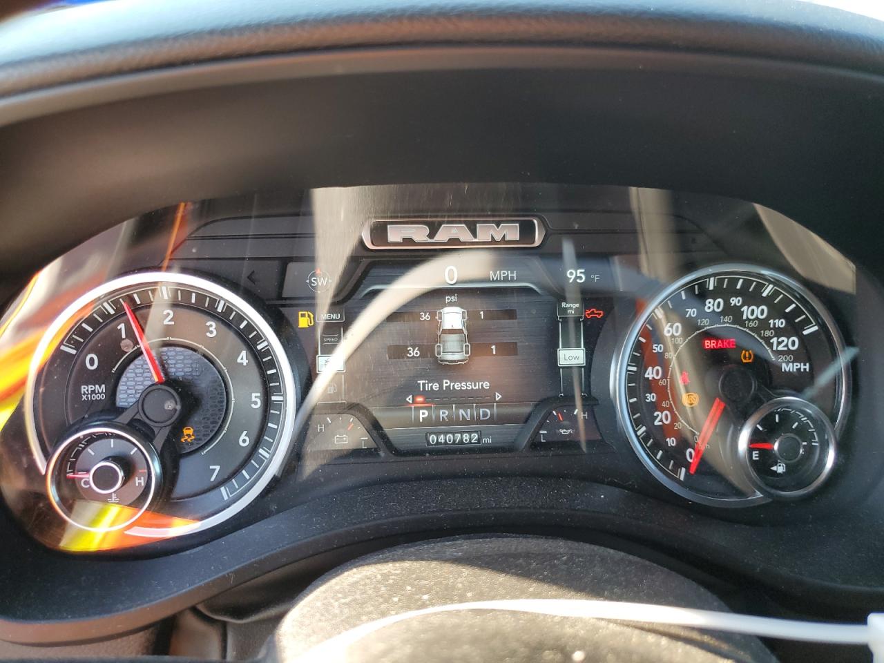 2022 RAM 1500 VIN 1C6RREFT1NN277706 Copart auction photo, front end damage thumbnail 9