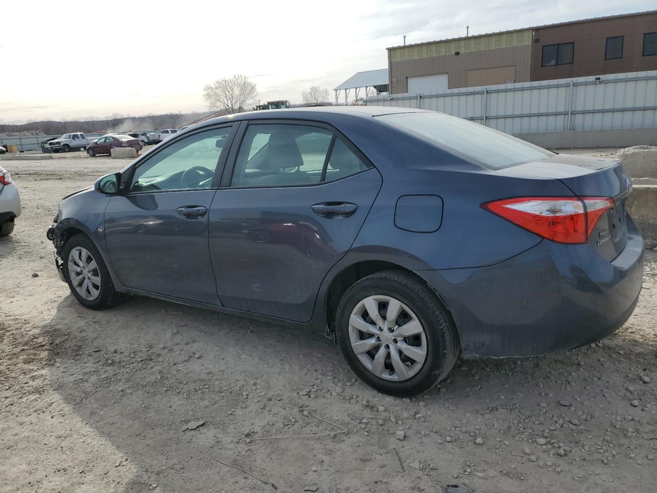 2015 Toyota Corolla VIN 5YFBURHE6FP290390 Copart auction photo, front end damage thumbnail 2