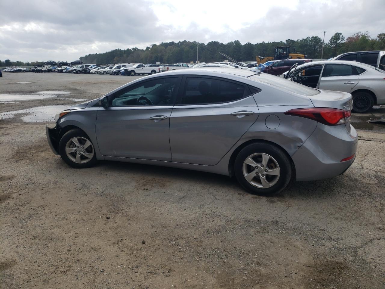 2015 Hyundai Elantra VIN 5NPDH4AE5FH620138 Copart auction photo, front end / rear end damage thumbnail 2