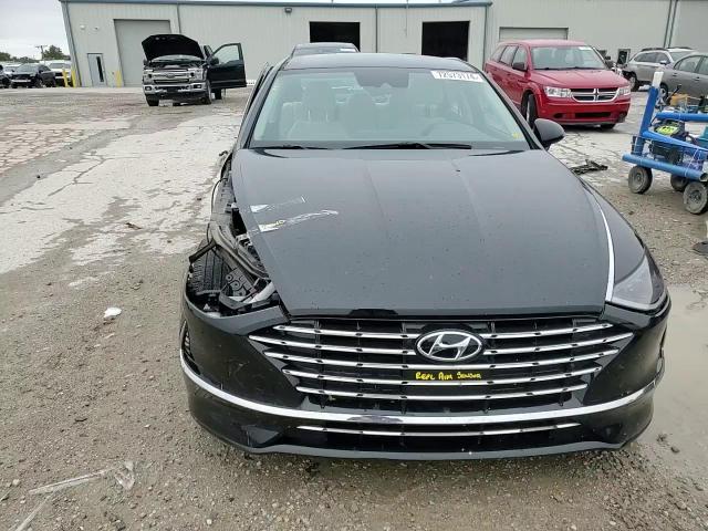 2023 Hyundai Sonata VIN KMHL34JJXPA068132 Copart auction photo, all over damage thumbnail 10