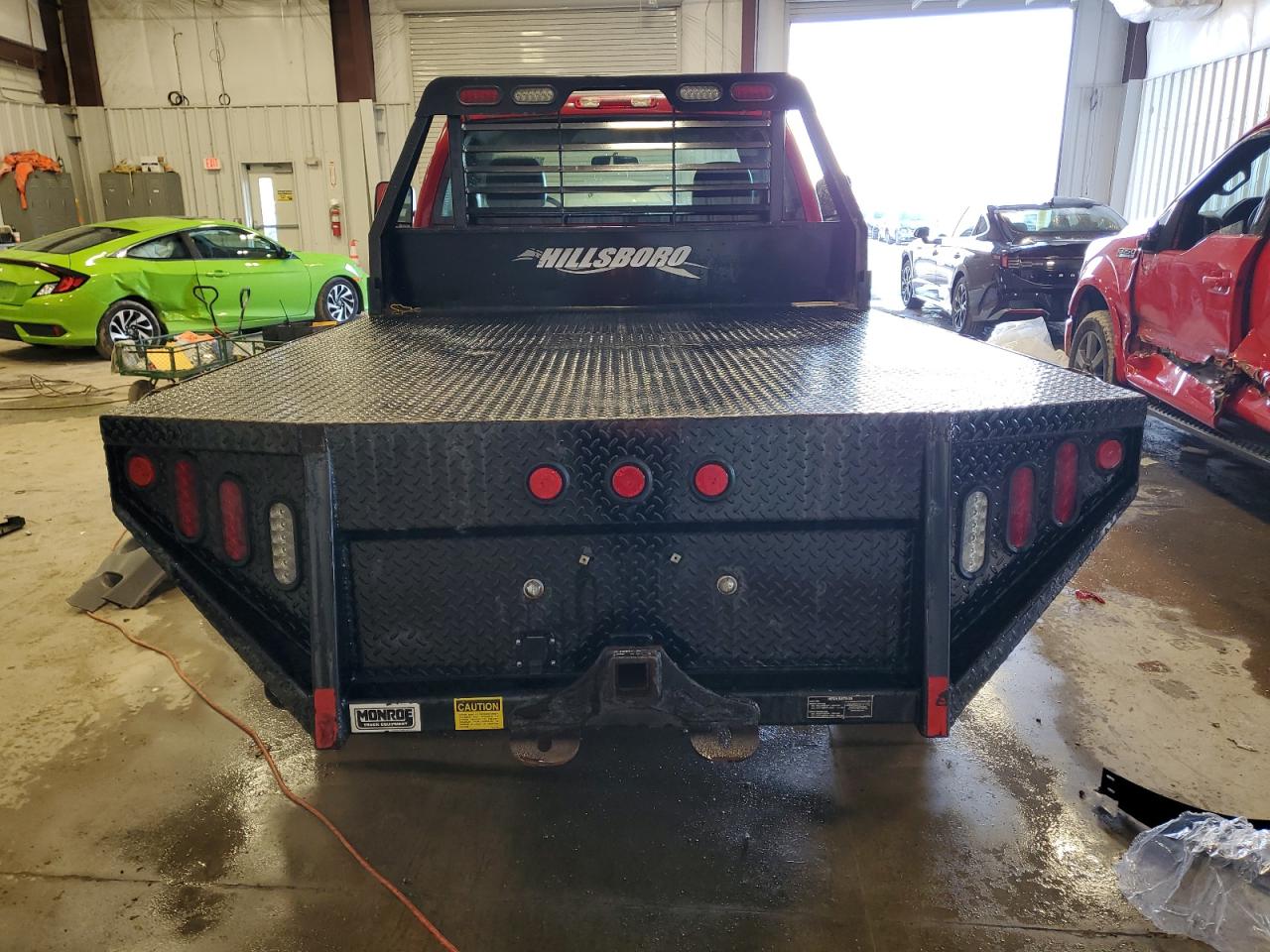 2005 GMC Sierra VIN 1GDHK24U05E337845 Copart auction photo, front end damage thumbnail 6