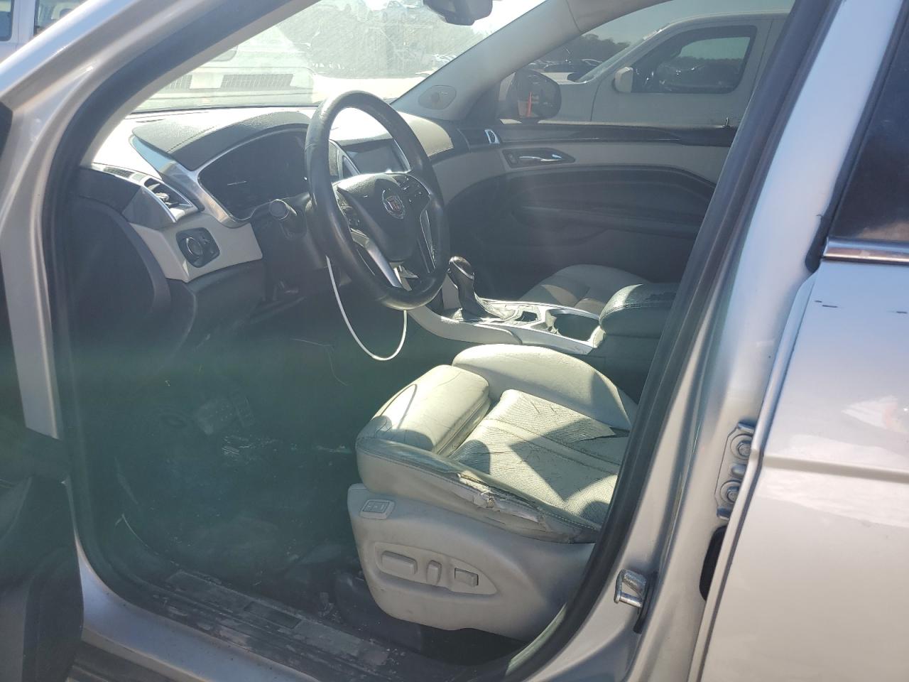 2013 Cadillac SRX VIN 3GYFNDE32DS607838 Copart auction photo, front end damage thumbnail 7