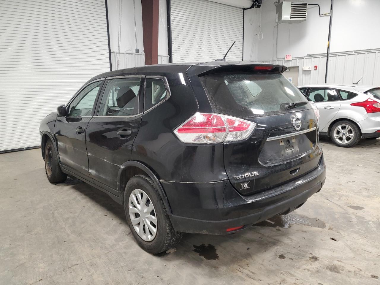 2016 Nissan Rogue VIN KNMAT2MV4GP616914 Copart auction photo, side / rear end damage thumbnail 2