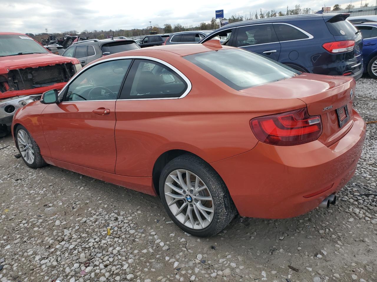 2015 BMW 2er VIN WBA1F7C5XFVX95442 Copart auction photo, all over damage thumbnail 2