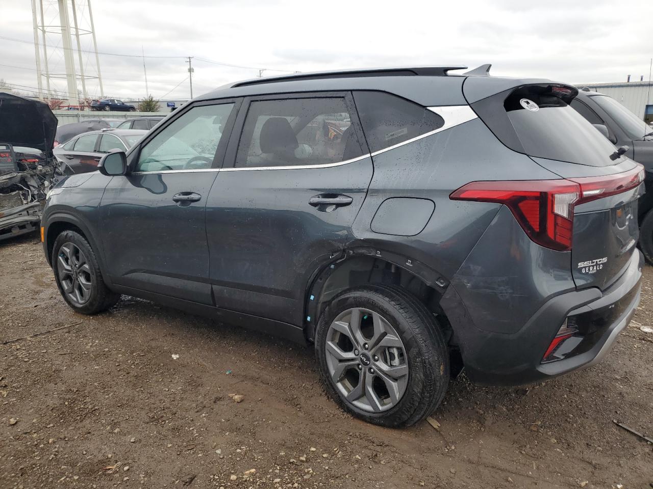 2024 KIA Seltos VIN KNDEU2AA5R7556029 Copart auction photo, rear end damage thumbnail 2