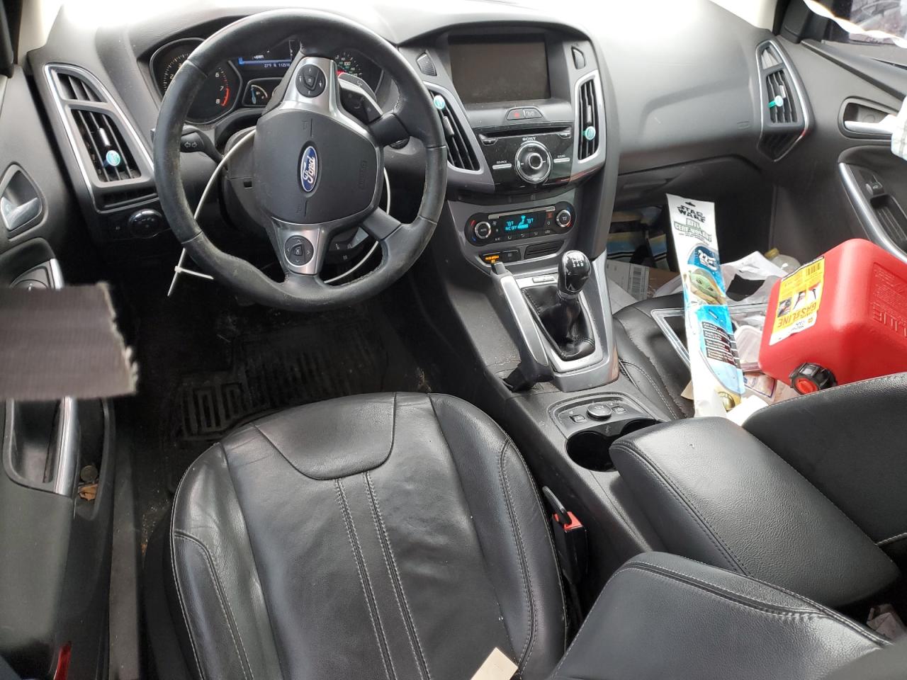 2012 Ford Focus VIN 1FAHP3N28CL480095 Copart auction photo, all over damage thumbnail 8