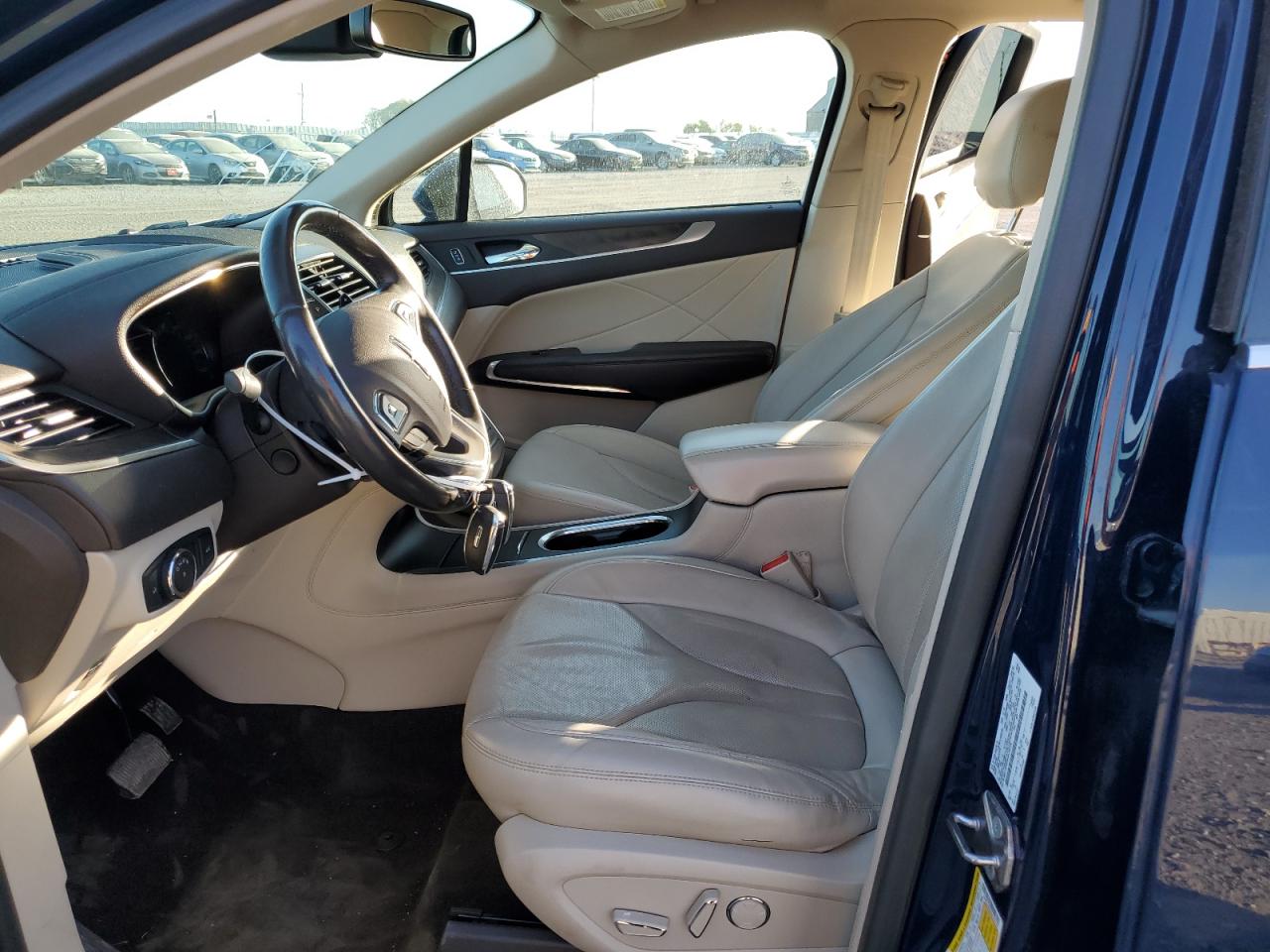 2019 Lincoln MKC VIN 5LMCJ3D9XKUL25778 Copart auction photo, rear end damage thumbnail 7