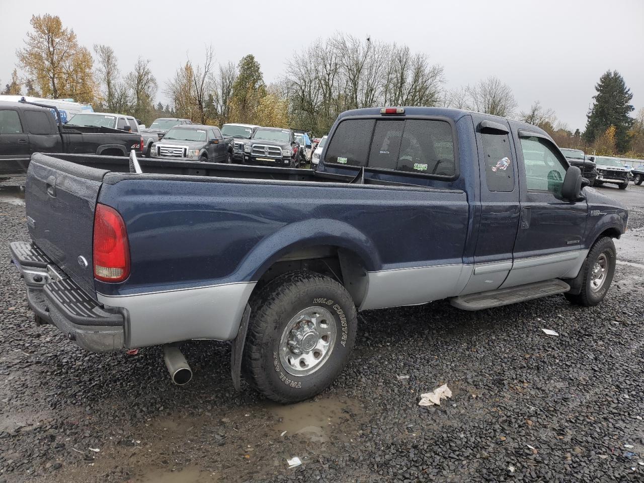 2002 Ford F250 VIN 1FTNX20F72EB02306 Copart auction photo, front end / side damage thumbnail 3