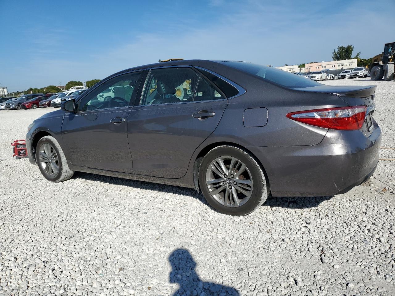2016 Toyota Camry VIN 4T1BF1FK8GU229160 Copart auction photo, side damage thumbnail 2