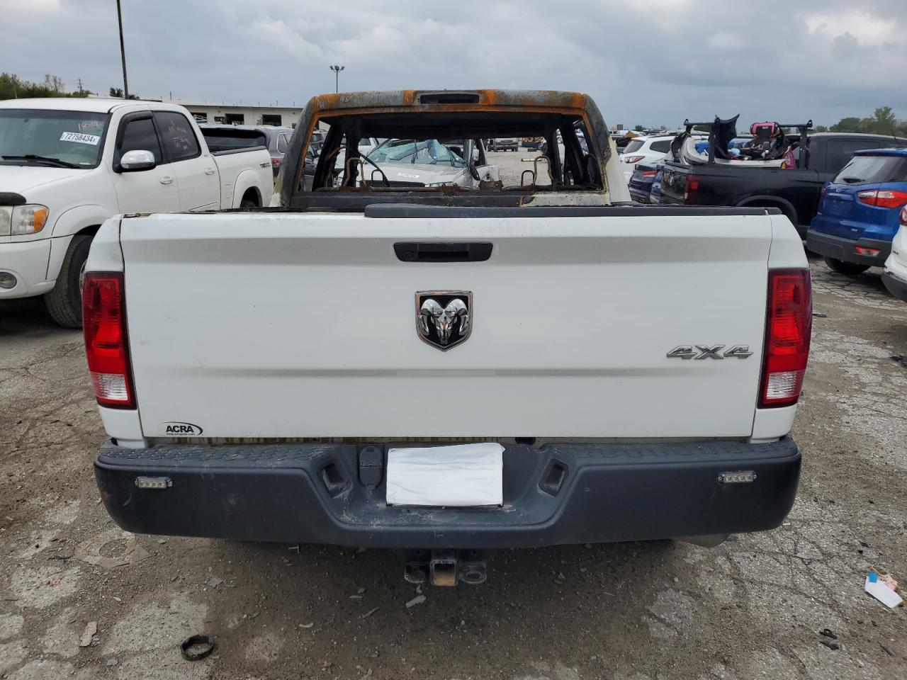 2019 RAM 1500 VIN 3C6RR7KG6KG674384 Copart auction photo, burn damage thumbnail 6