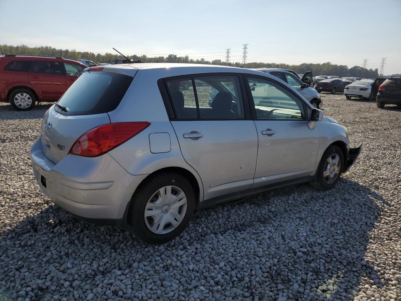 2011 Nissan Versa VIN 3N1BC1CP5BL400935 Copart auction photo, front end / side damage thumbnail 3