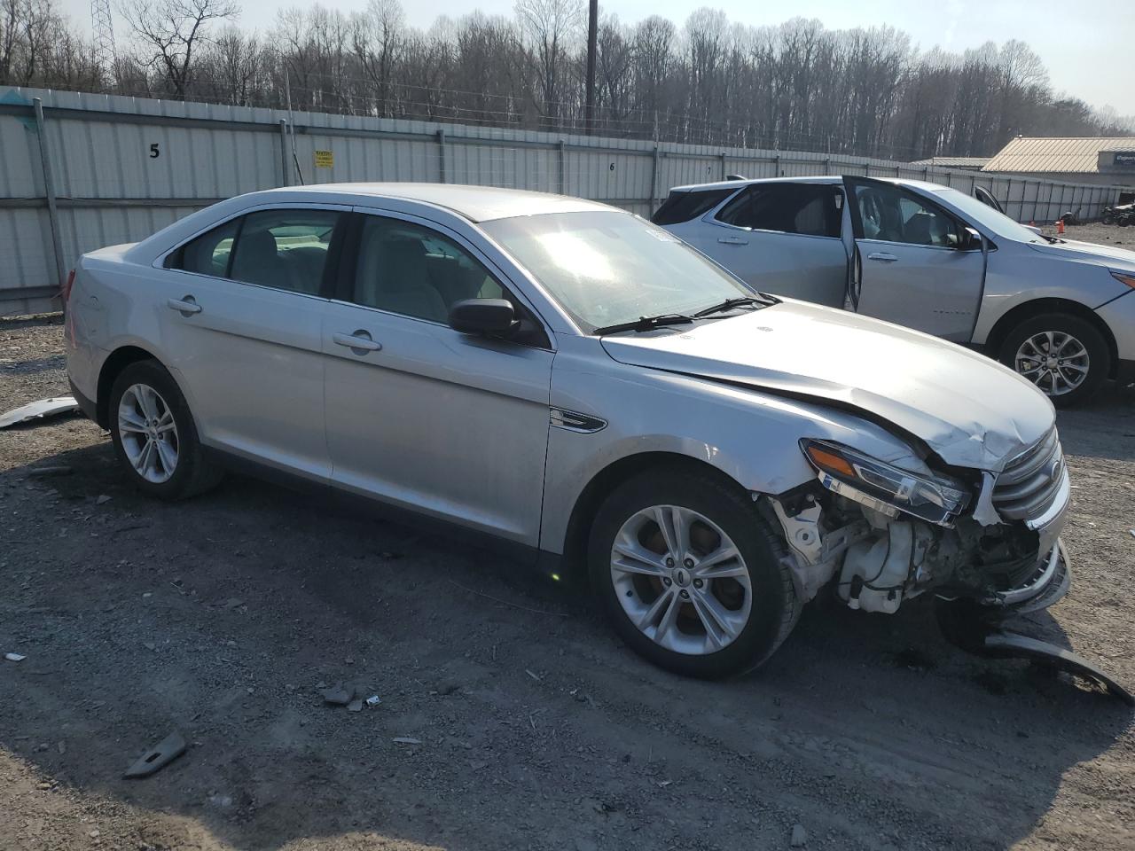 2018 Ford Taurus VIN 1FAHP2D85JG135158 Copart auction photo, front end / minor dent/scratches damage thumbnail 4