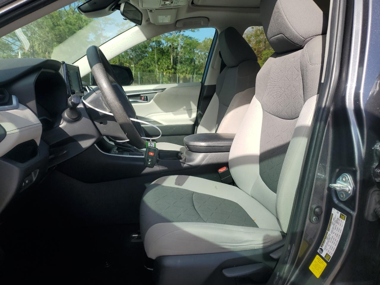 2019 Toyota RAV 4 VIN 2T3W1RFV9KC028765 Copart auction photo, front end damage thumbnail 7