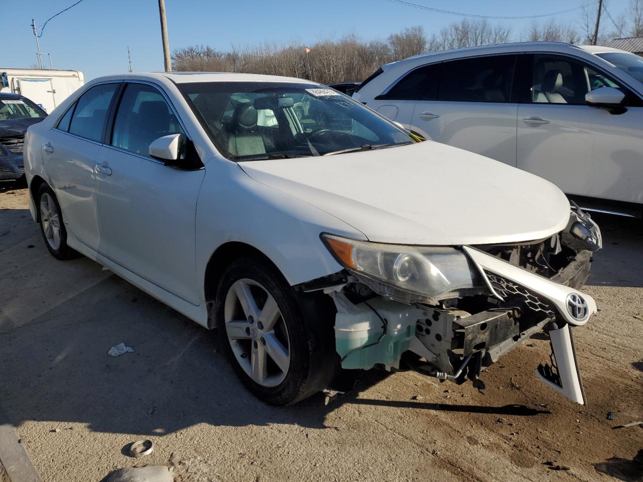 2013 Toyota Camry VIN 4T1BF1FK0DU713402 Copart auction photo, front end / side damage thumbnail 4