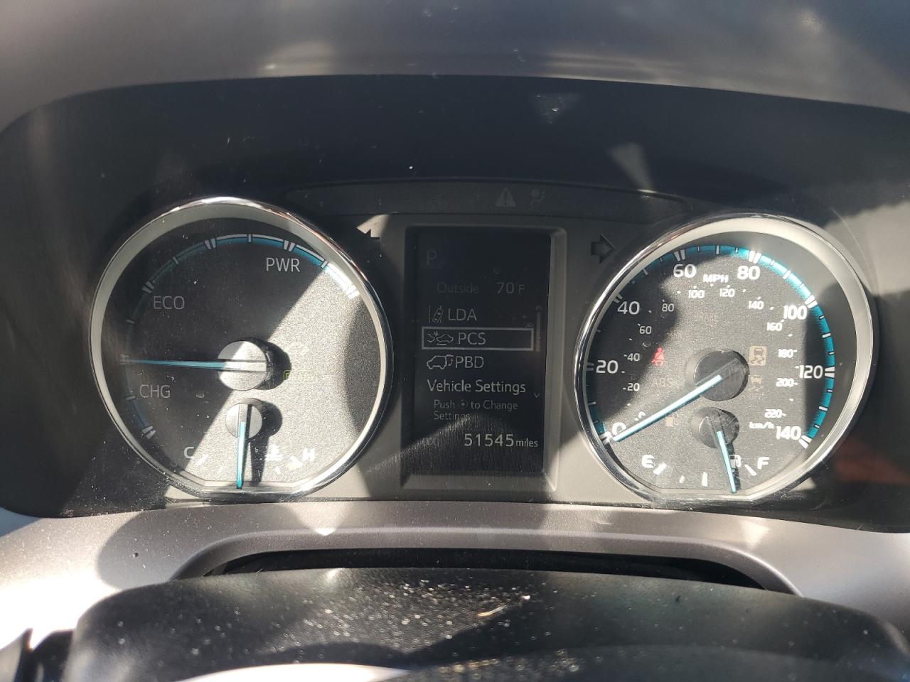 2018 Toyota RAV 4 VIN JTMRJREV5JD216093 Copart auction photo, rear end damage thumbnail 9