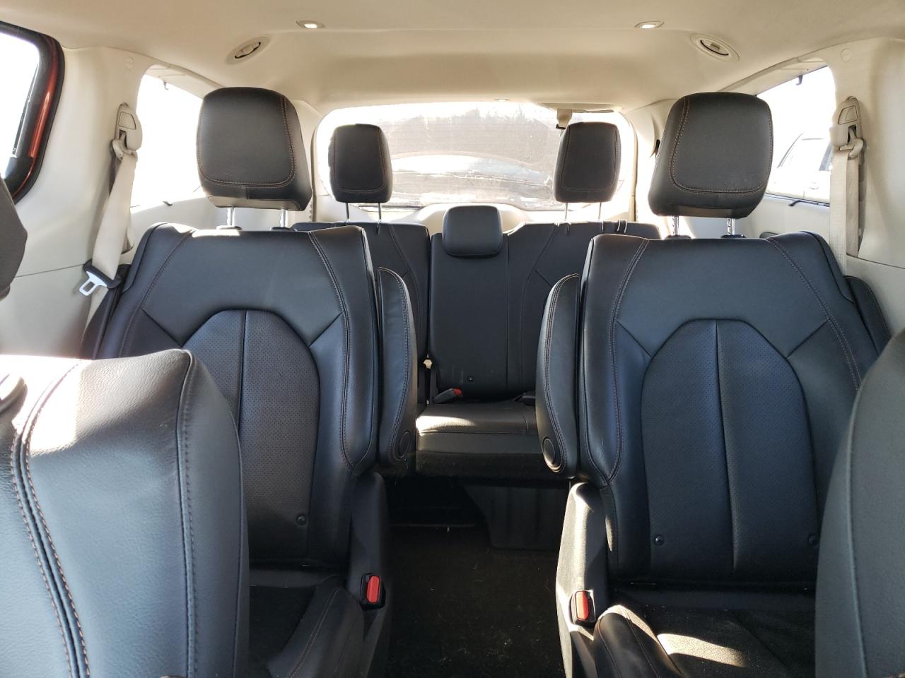 2018 Chrysler Pacifica VIN 2C4RC1L7XJR175697 Copart auction photo, rear end / hail damage thumbnail 10