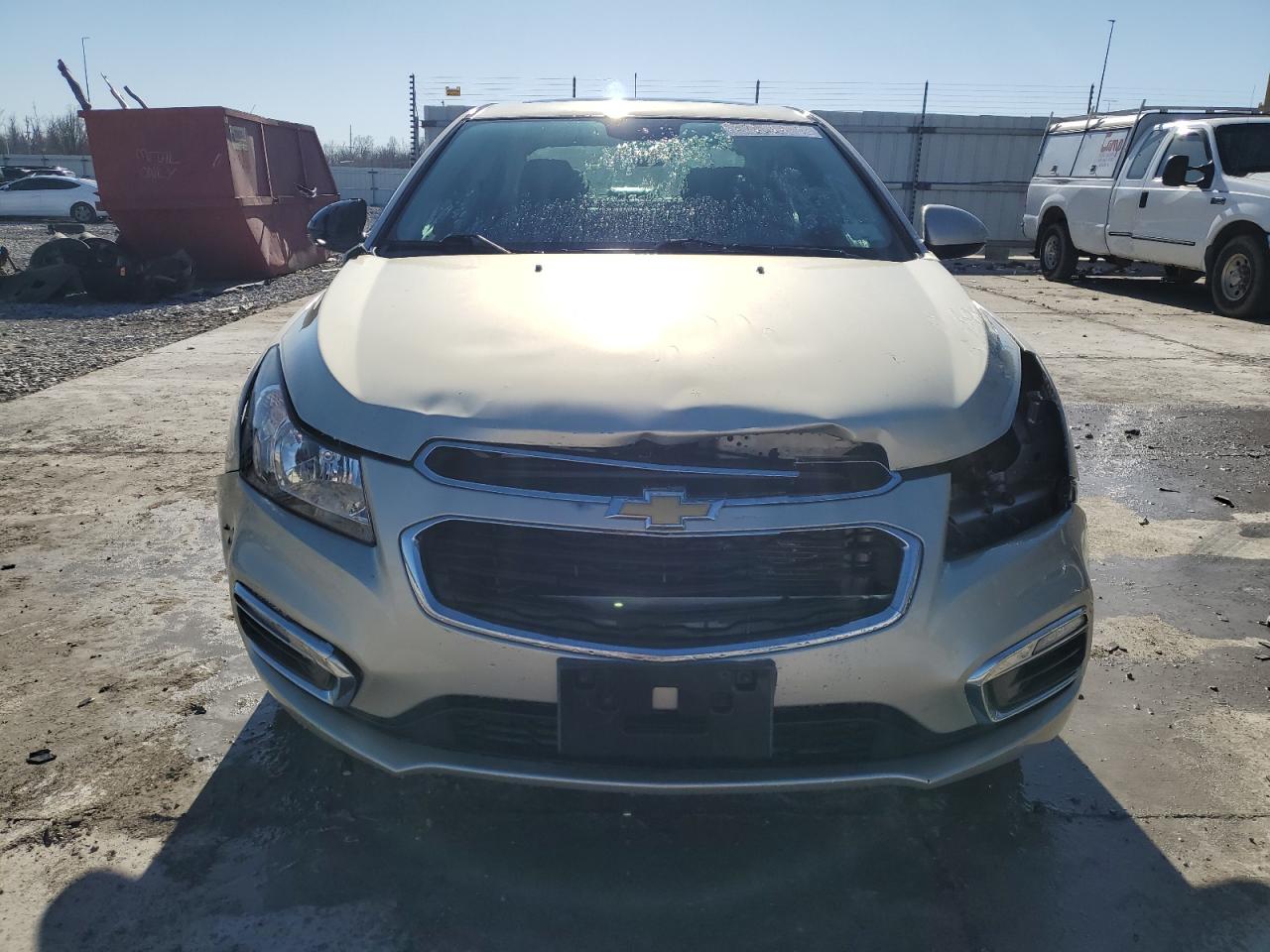 2015 Chevrolet Cruze VIN 1G1PC5SBXF7163670 Copart auction photo, front end / minor dent/scratches damage thumbnail 5