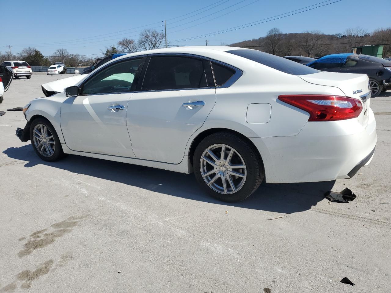 2016 Nissan Altima VIN 1N4AL3AP2GN324384 Copart auction photo, front end damage thumbnail 2
