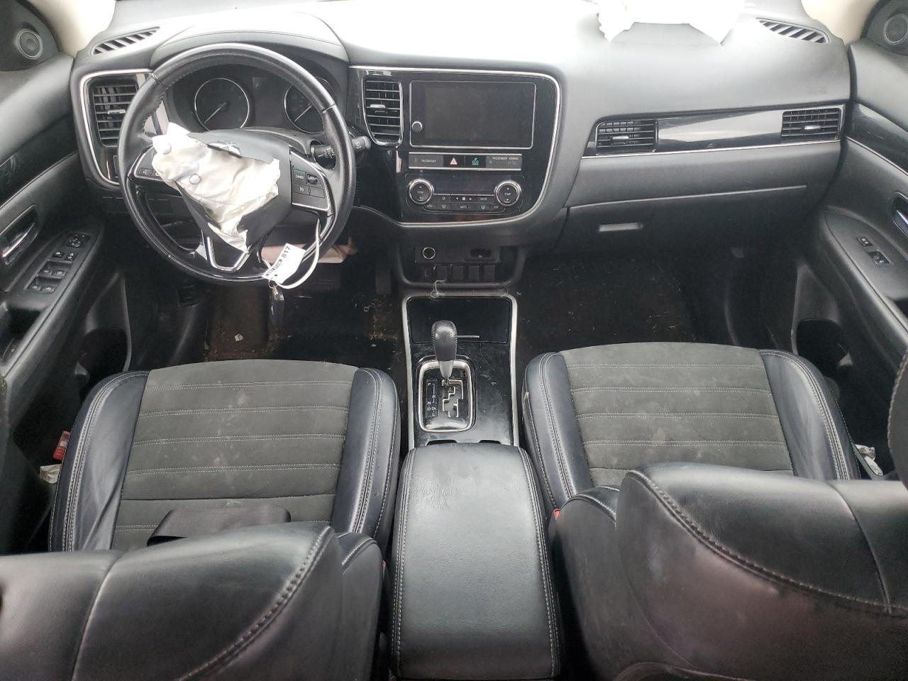 2019 Mitsubishi Outlander VIN JA4AD3A32KJ001788 Copart auction photo, front end damage thumbnail 8