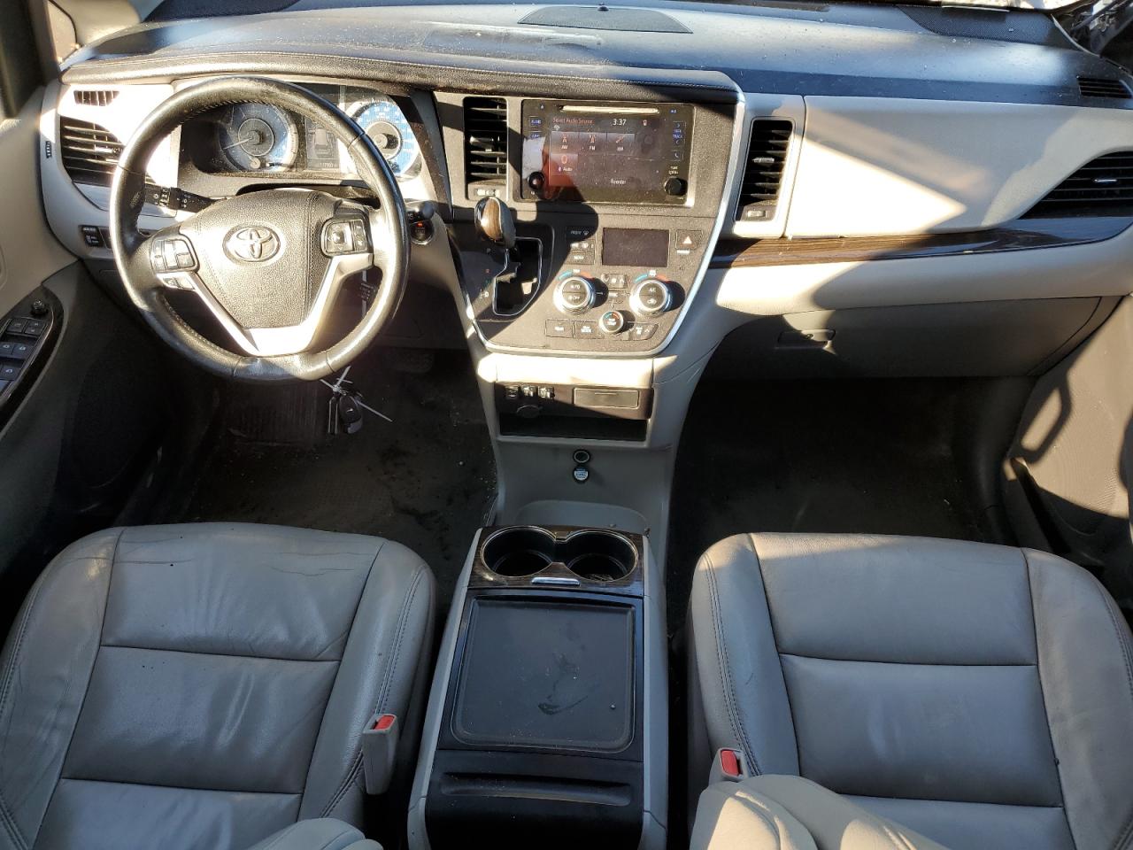 2015 Toyota Sienna VIN 5TDYK3DC3FS571412 Copart auction photo, all over damage thumbnail 8