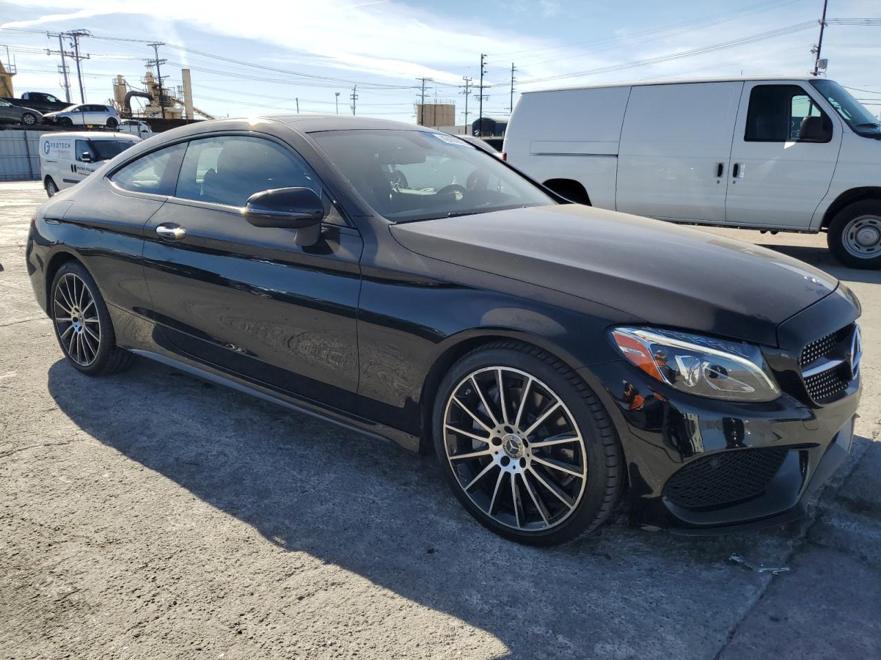 2017 Mercedes-Benz C-klasse VIN WDDWJ4JB9HF531548 Copart auction photo, burn damage thumbnail 4