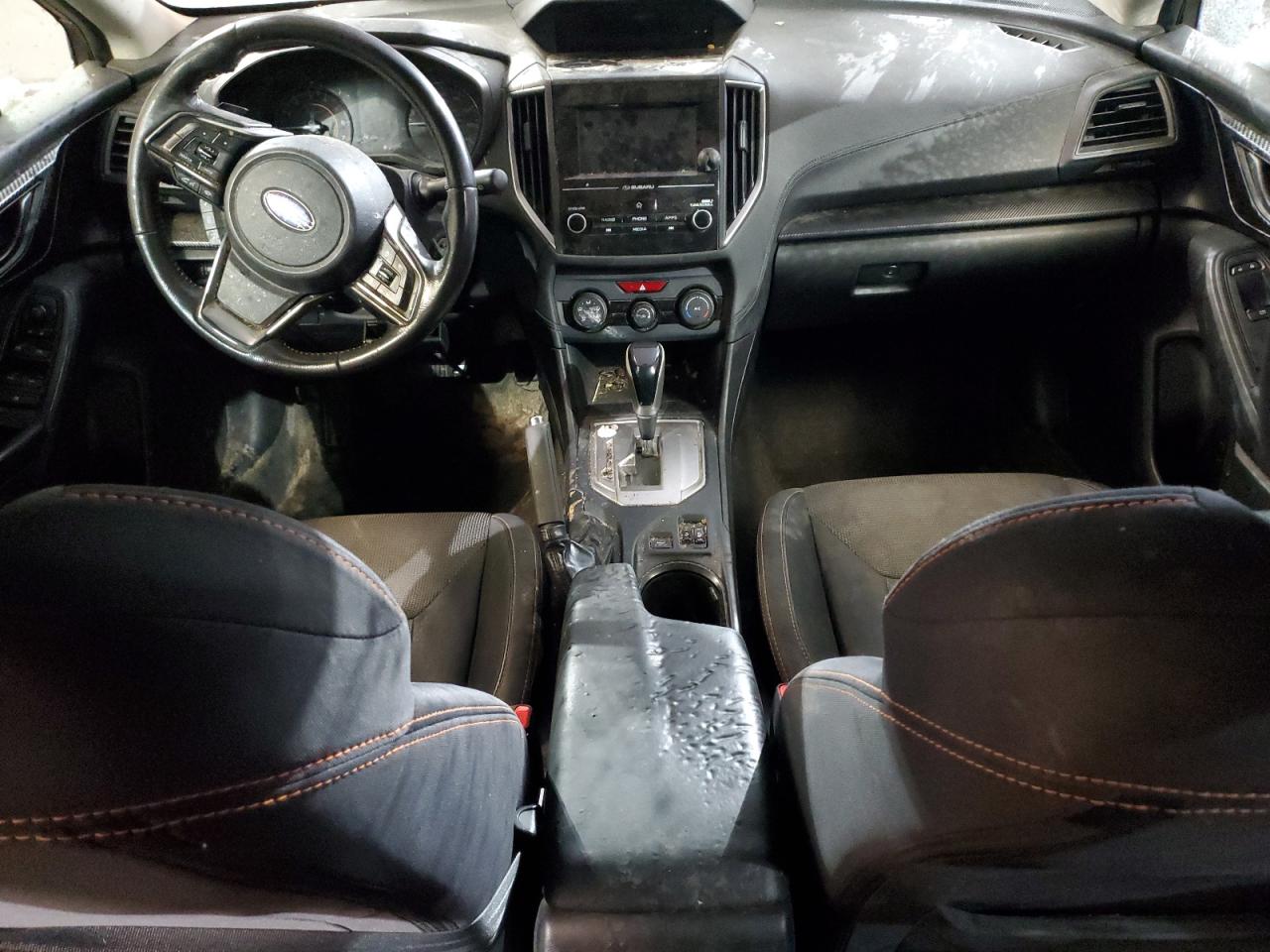2018 Subaru XV VIN JF2GTADC8JH297958 Copart auction photo, rear end / minor dent/scratches damage thumbnail 8