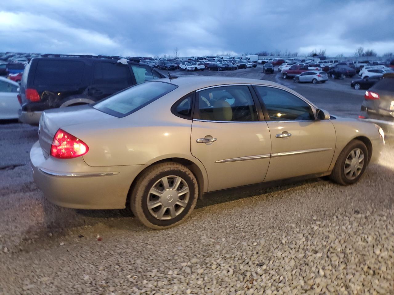 2008 Buick LaCrosse VIN 2G4WC582381371735 Copart auction photo, front end damage thumbnail 3