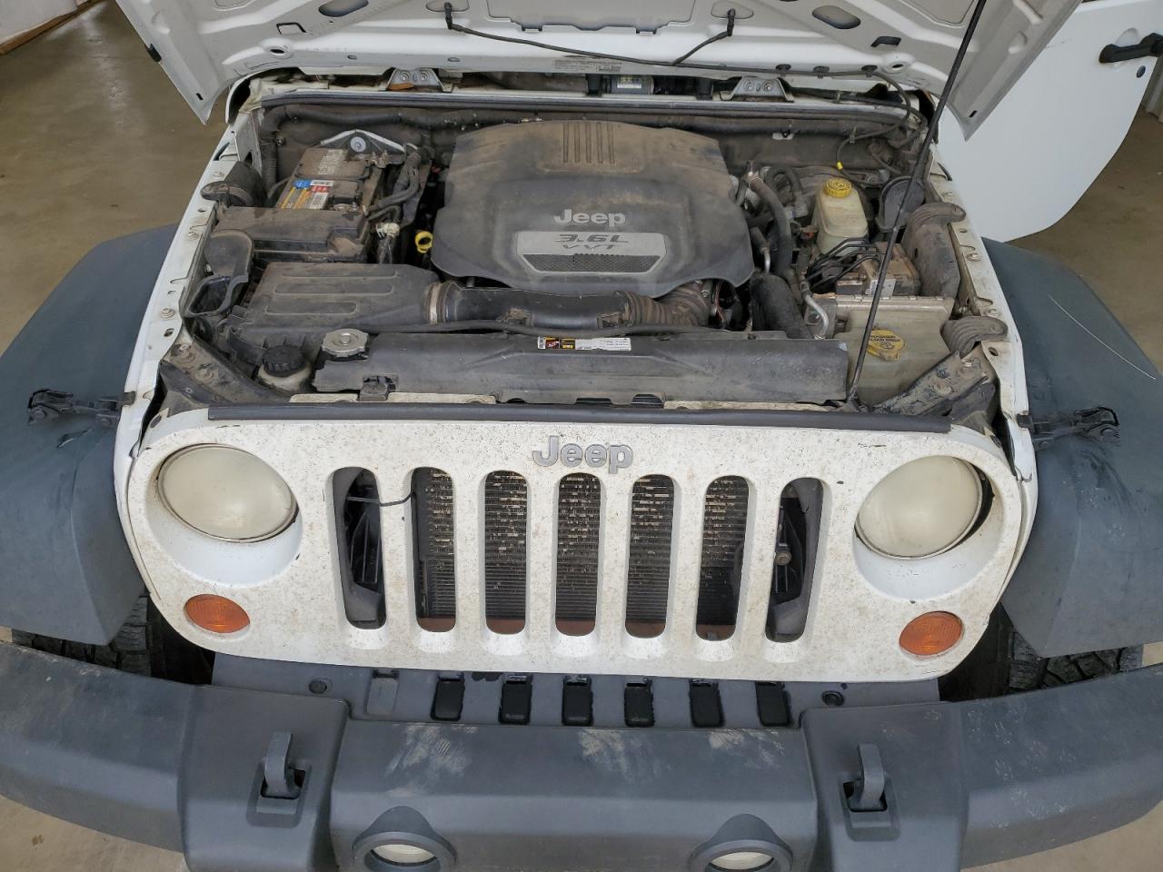 2013 Jeep Wrangler VIN 1C4BJWDG4DL642807 Copart auction photo, rear end / side damage thumbnail 12