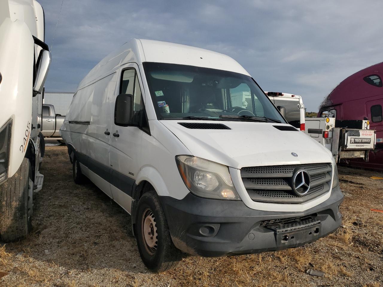 2014 Mercedes-Benz Sprinter VIN WD3PE8DE3E5827502 Copart auction photo, rear end damage thumbnail 4