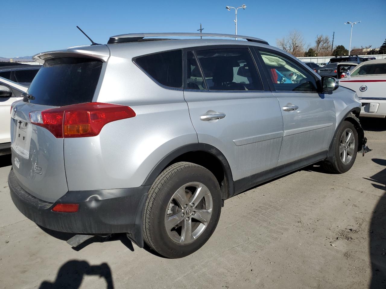 2015 Toyota RAV 4 VIN JTMRFREV5FD096675 Copart auction photo, front end damage thumbnail 3