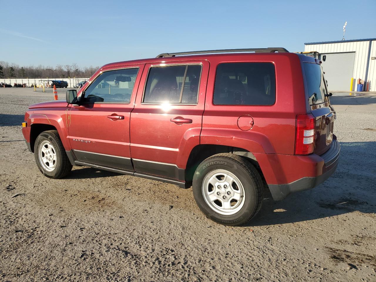 2016 Jeep Liberty (Patriot) VIN 1C4NJPBB2GD784677 Copart auction photo, mechanical / front end damage thumbnail 2