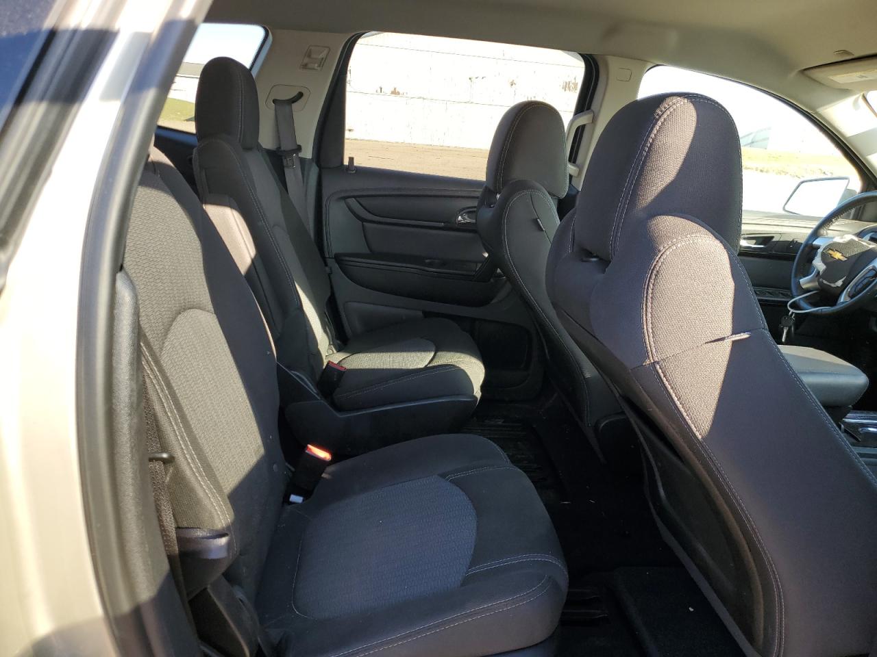2016 Chevrolet Traverse VIN 1GNKVHKD4GJ304128 Copart auction photo, front end damage thumbnail 11