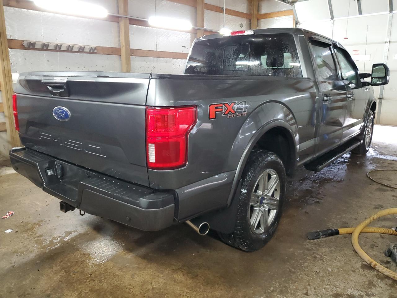 2018 Ford F-150 VIN 1FTFW1E58JFE18565 Copart auction photo, front end / minor dent/scratches damage thumbnail 3