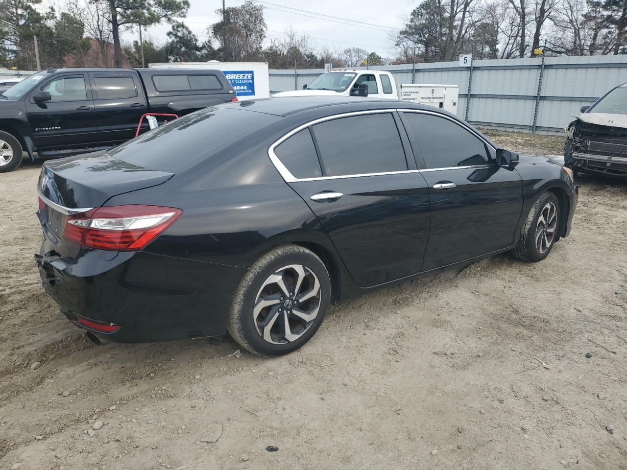 2016 Honda Accord VIN 1HGCR2F70GA155141 Copart auction photo, rear end / front end damage thumbnail 3