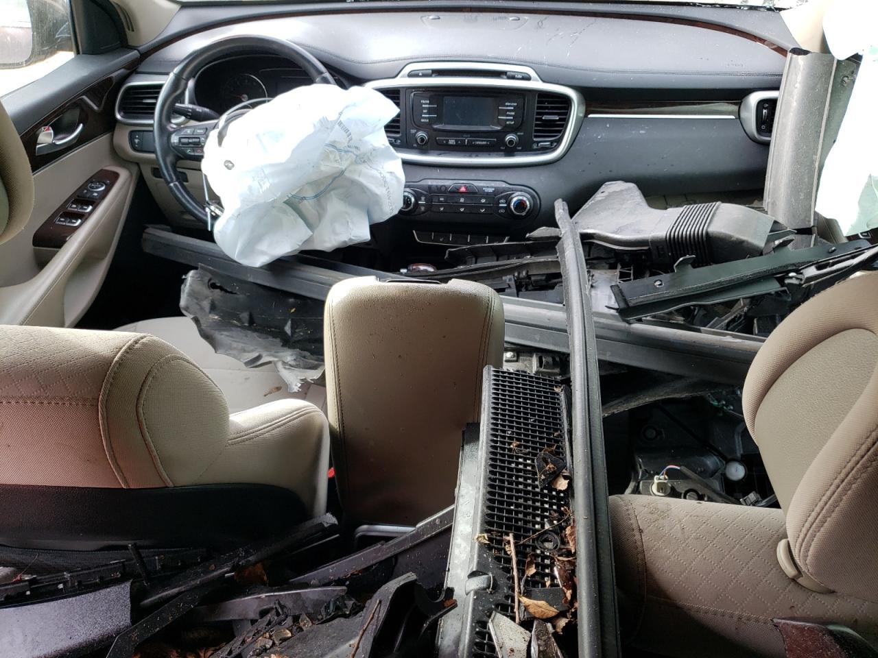 2016 KIA Sorento VIN 5XYPG4A3XGG072726 Copart auction photo, front end / side damage thumbnail 8