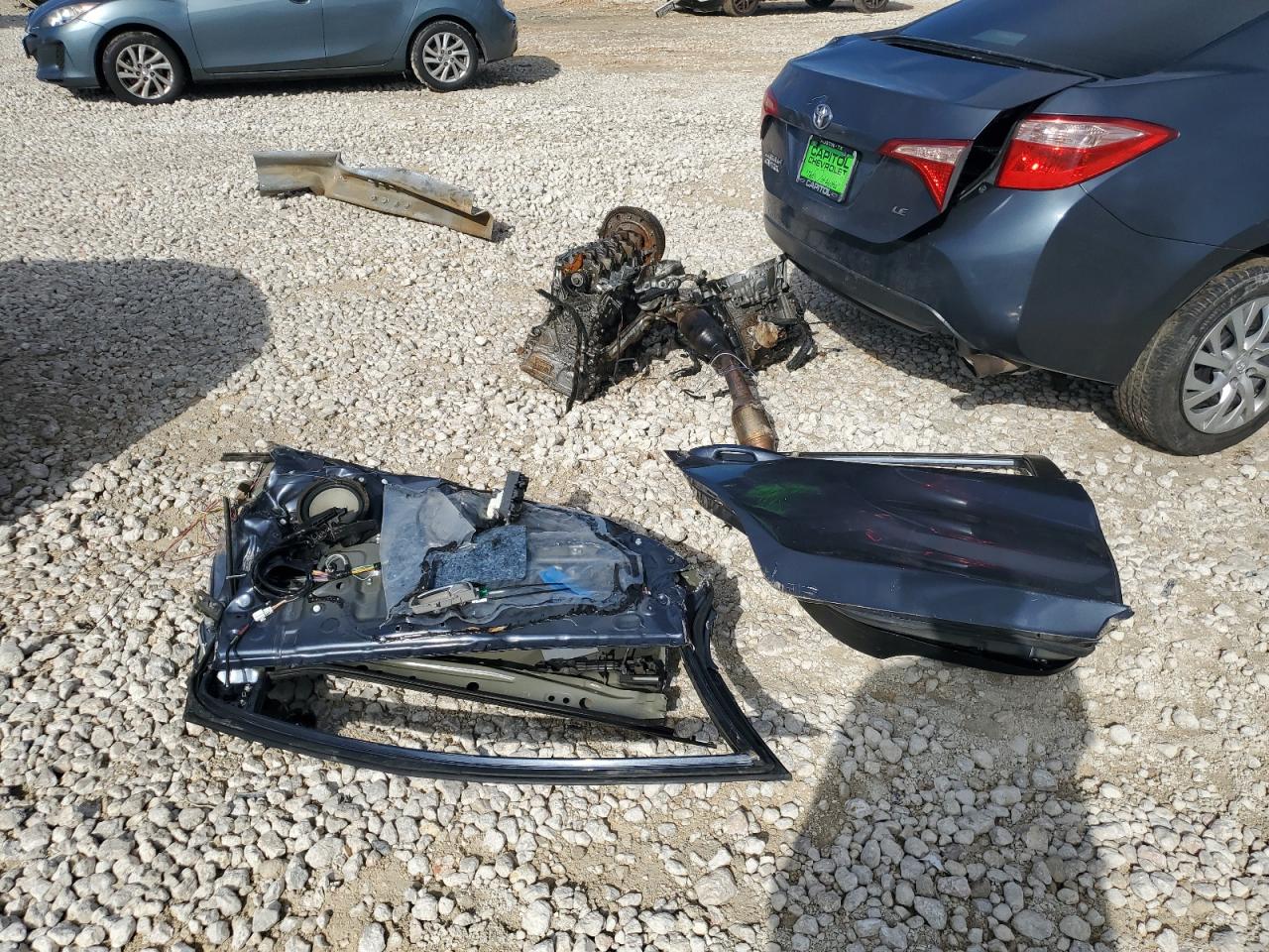 2019 Toyota Corolla VIN 5YFBURHE5KP915873 Copart auction photo, all over damage thumbnail 13