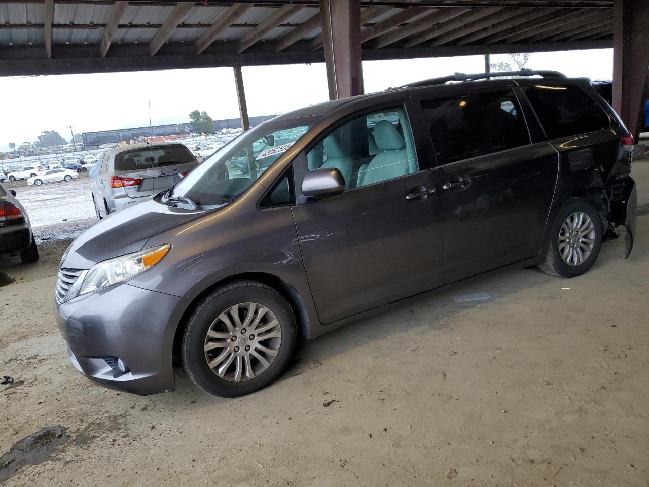 2013 Toyota Sienna VIN 5TDYK3DC7DS390617