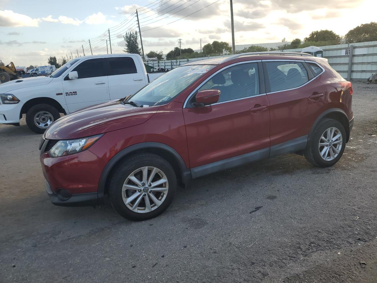 2019 Nissan Rogue VIN JN1BJ1CP1KW225504