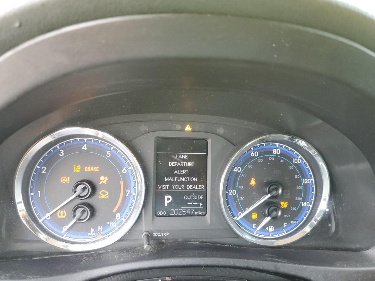 2019 Toyota Corolla VIN 5YFBURHE4KP935094 Copart auction photo, front end damage thumbnail 9