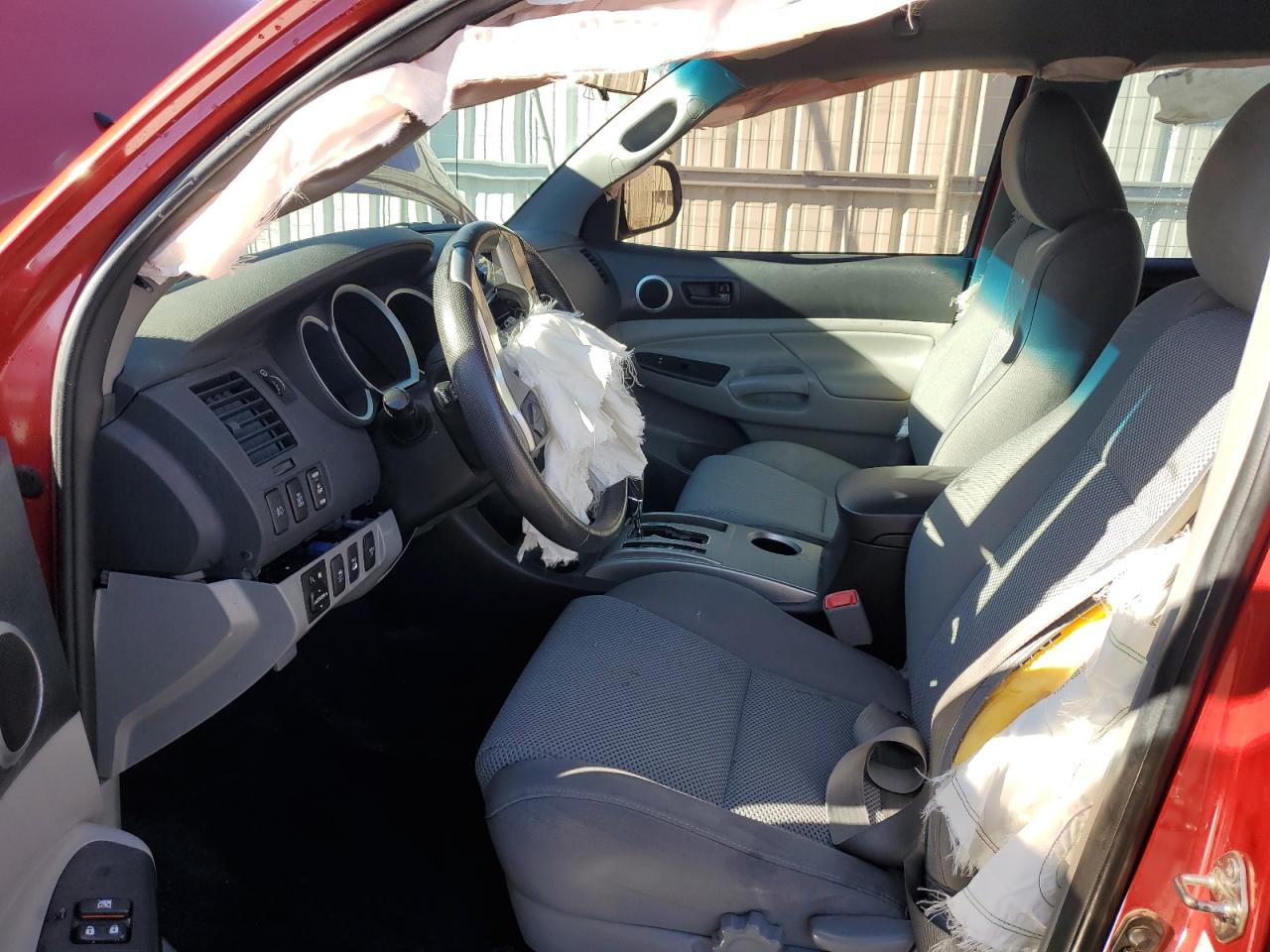 2015 Toyota Tacoma VIN 3TMLU4EN8FM186695 Copart auction photo, front end / rear end damage thumbnail 7