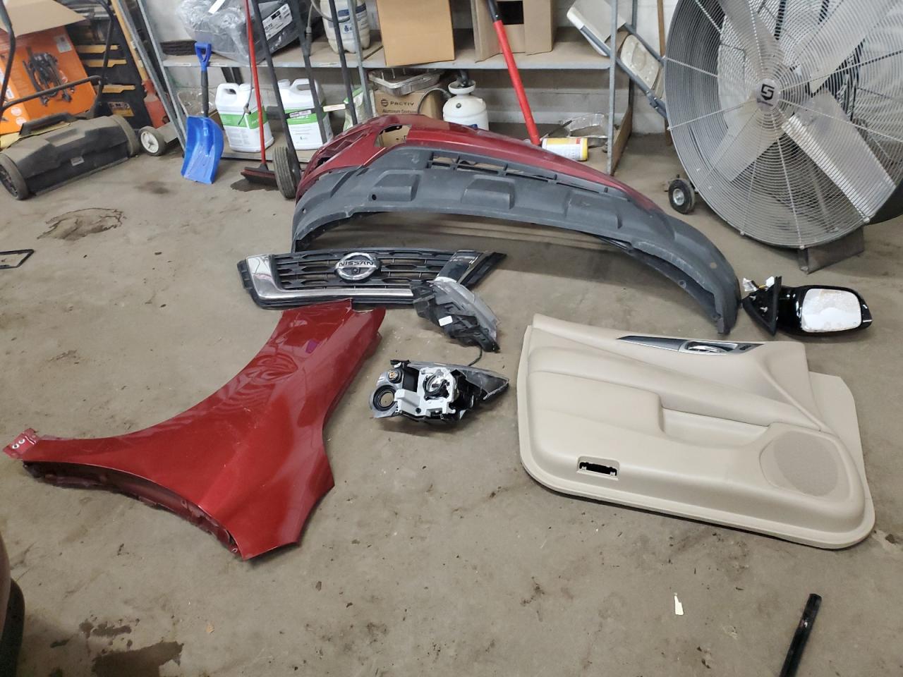 2017 Nissan Pathfinder VIN 5N1DR2MN6HC904112 Copart auction photo, front end damage thumbnail 13