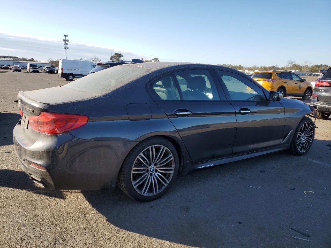 2018 BMW M5 VIN WBAJB9C58JB287360 Copart auction photo, front end / minor dent/scratches damage thumbnail 3
