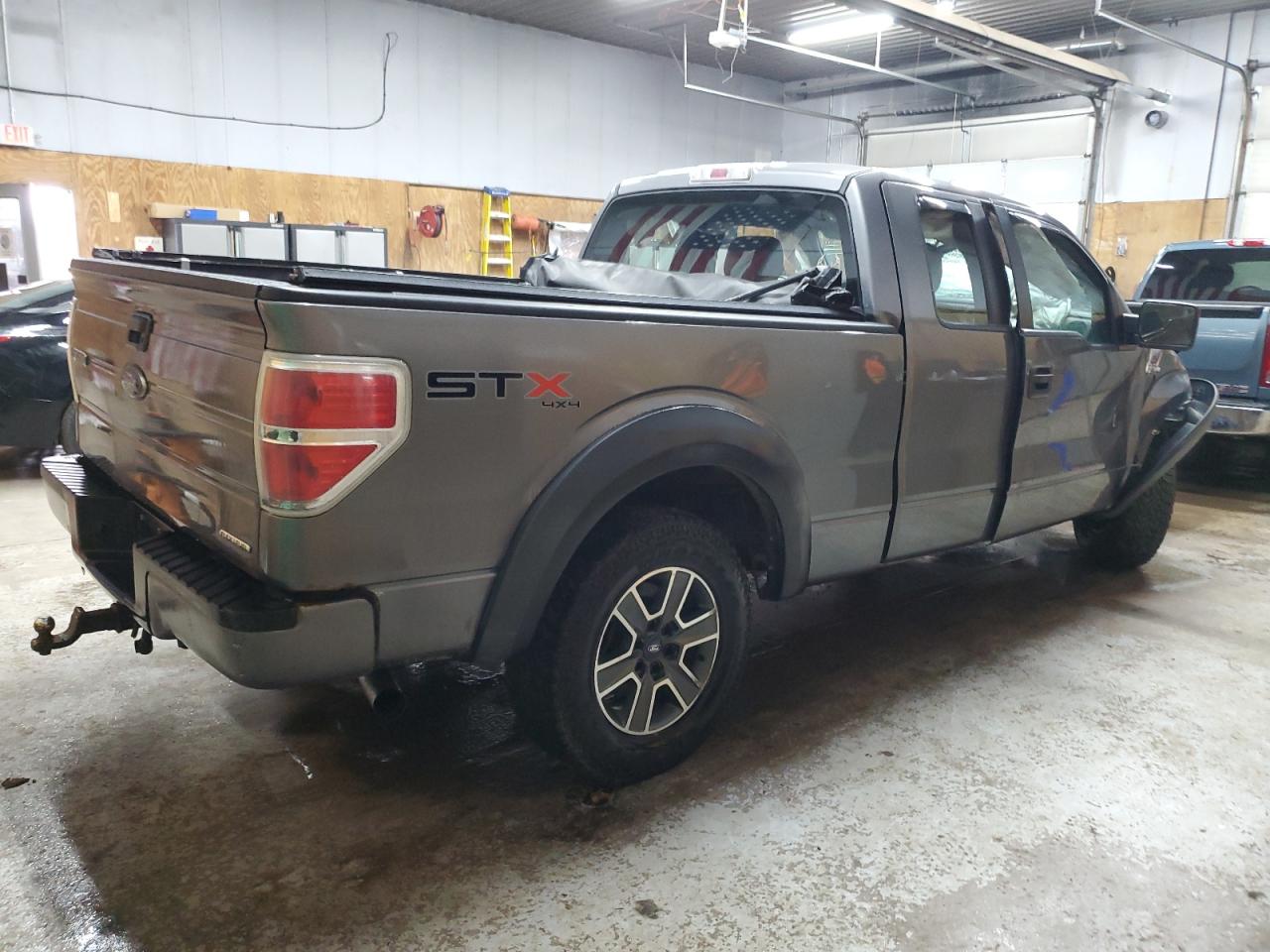 2013 Ford F-150 VIN 1FTFX1EF7DFC53067 Copart auction photo, front end / undercarriage damage thumbnail 3