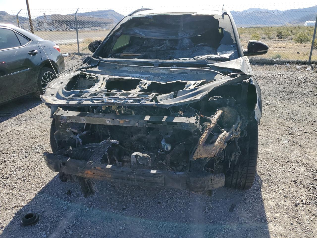 2018 Hyundai Tucson VIN KM8J3CA29JU831399 Copart auction photo, burn damage thumbnail 5