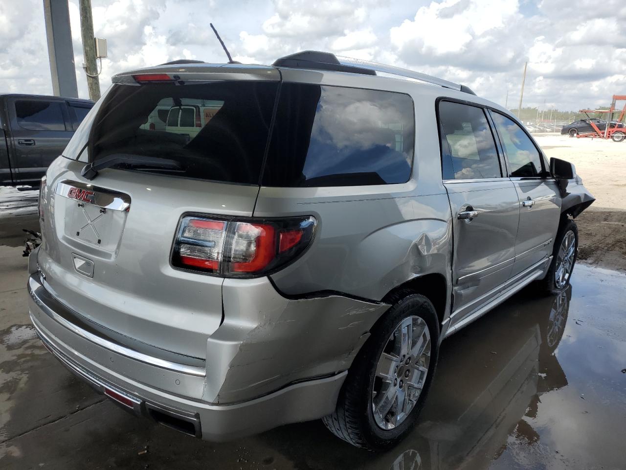 2014 GMC Acadia VIN 1GKKRTKD1EJ211570 Copart auction photo, front end / all over damage thumbnail 3