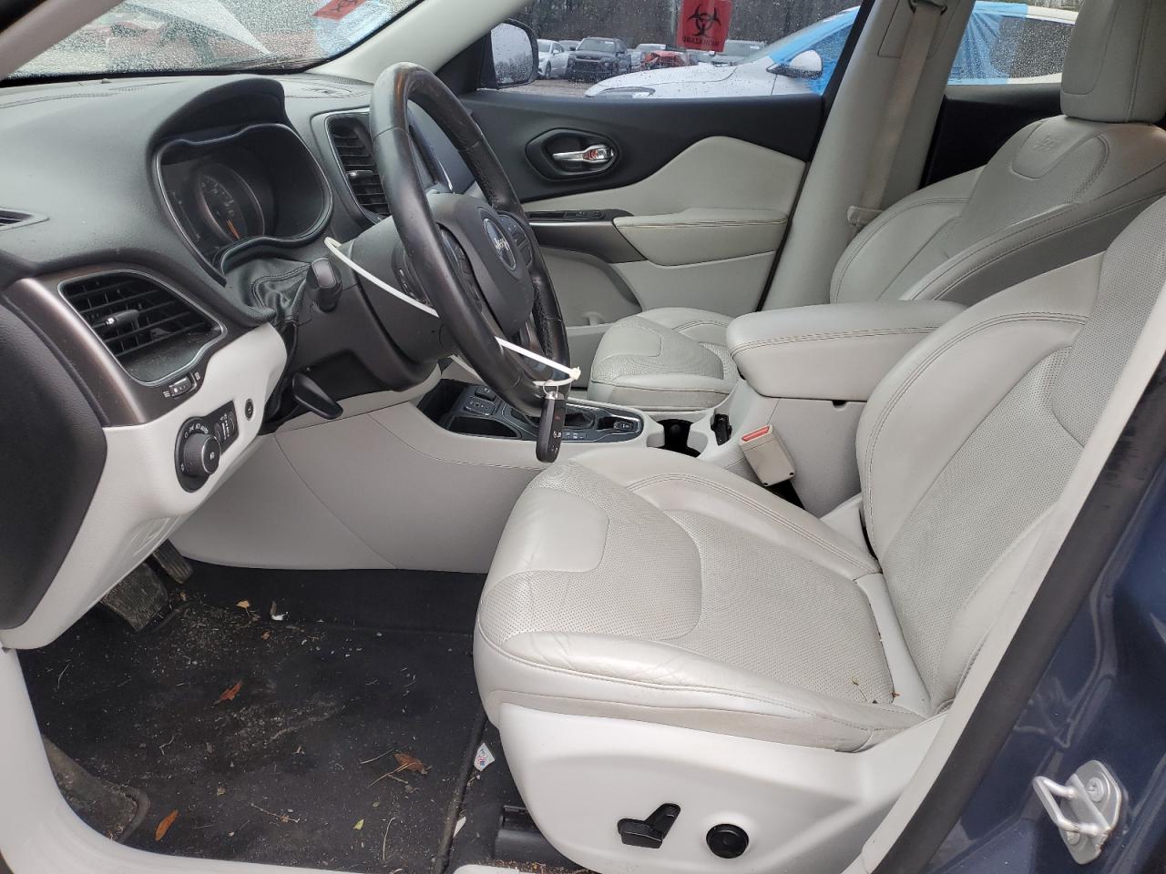 2020 Jeep Grand Cherokee VIN 1C4PJLLX9LD634233 Copart auction photo, front end / minor dent/scratches damage thumbnail 7