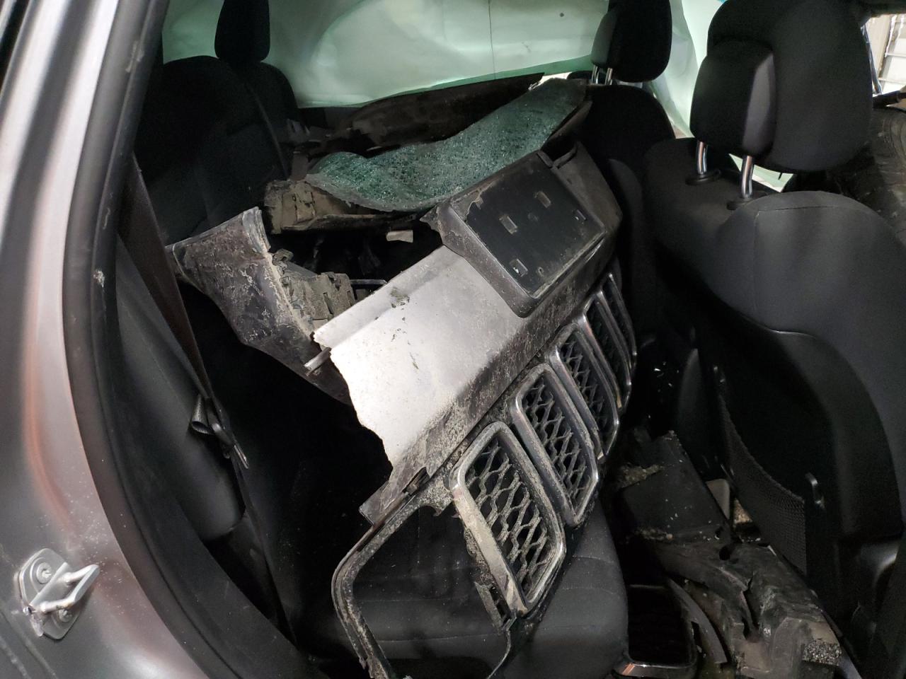 2017 Jeep Grand Cherokee VIN 1C4RJFAG6HC882188 Copart auction photo, all over damage thumbnail 13