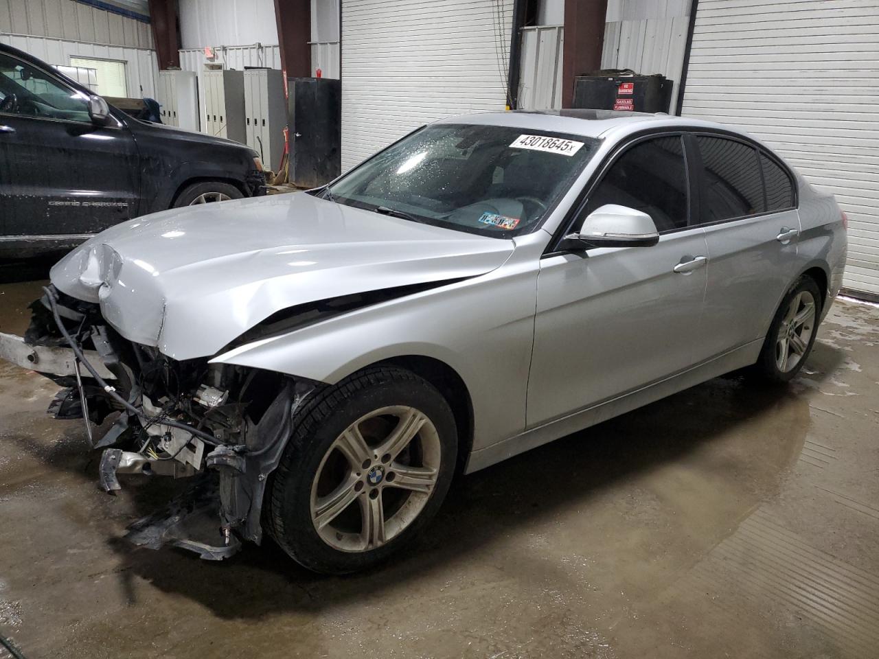 2013 BMW 3er VIN WBA3B5C5XDF593605